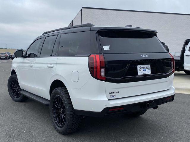 new 2025 Ford Expedition car, priced at $79,200