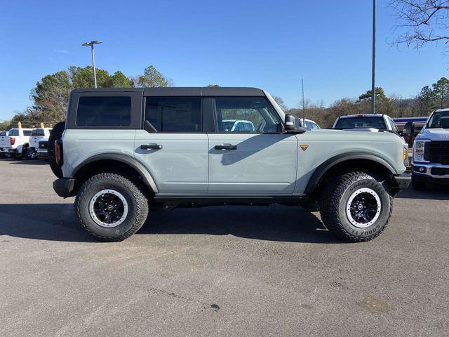 new 2024 Ford Bronco car, priced at $59,198