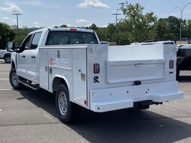 new 2025 Ford F-250 car, priced at $54,940
