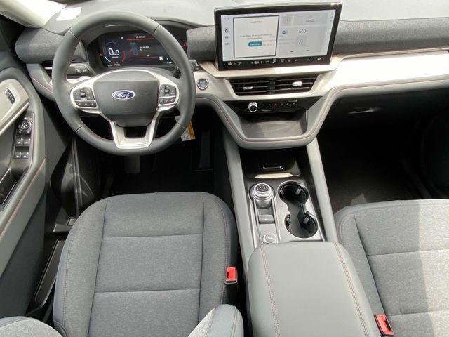 new 2025 Ford Explorer car, priced at $40,436