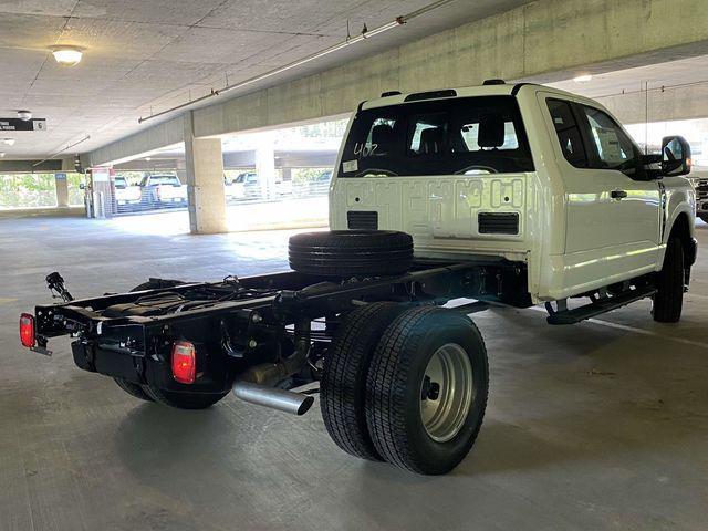new 2025 Ford F-350 car, priced at $61,220
