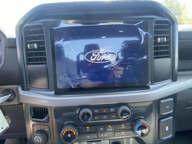 new 2025 Ford F-150 car, priced at $42,740