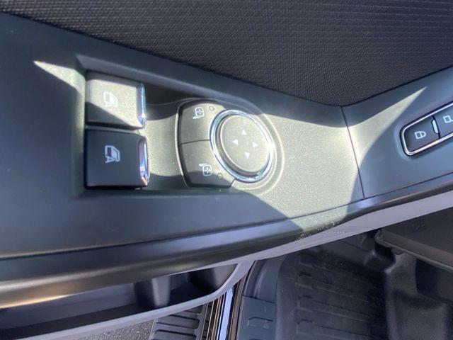 new 2025 Ford F-150 car, priced at $42,740