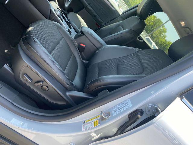 new 2025 Ford Escape PHEV car, priced at $29,895