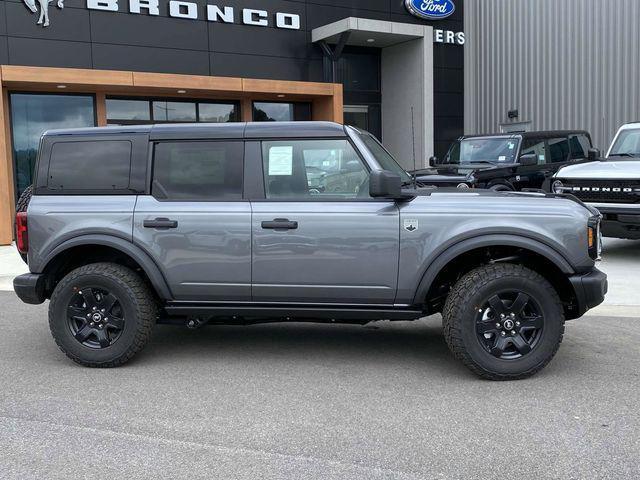 new 2025 Ford Bronco car, priced at $51,745