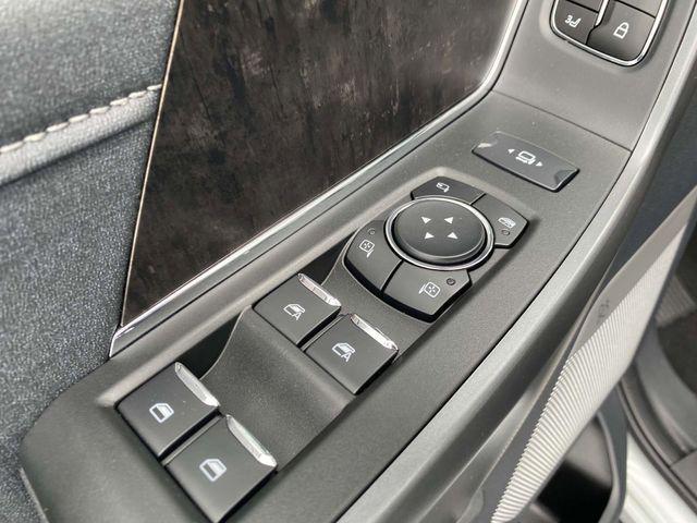 new 2025 Ford F-250 car, priced at $99,370