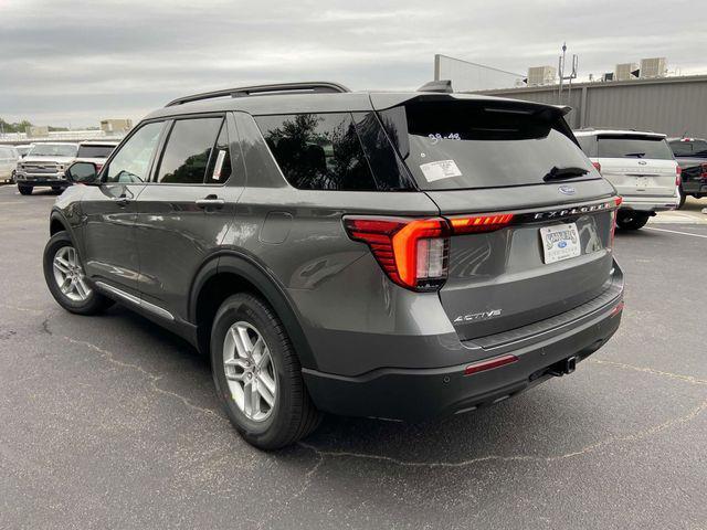 new 2025 Ford Explorer car, priced at $39,181