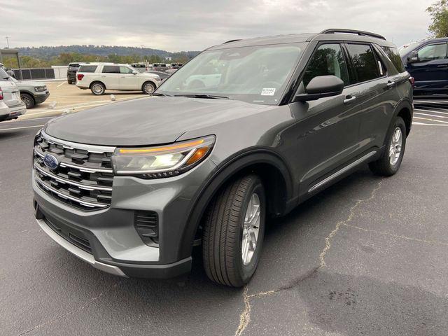 new 2025 Ford Explorer car, priced at $39,181