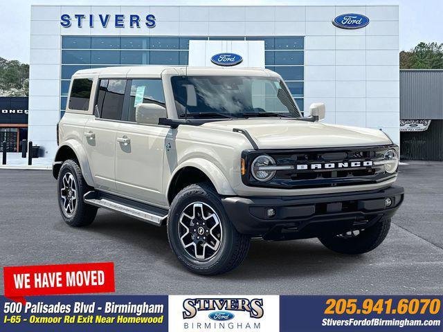new 2025 Ford Bronco car, priced at $49,242