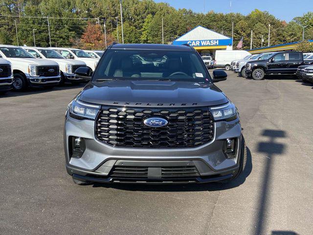 new 2025 Ford Explorer car, priced at $48,566