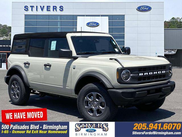 new 2025 Ford Bronco car, priced at $40,691