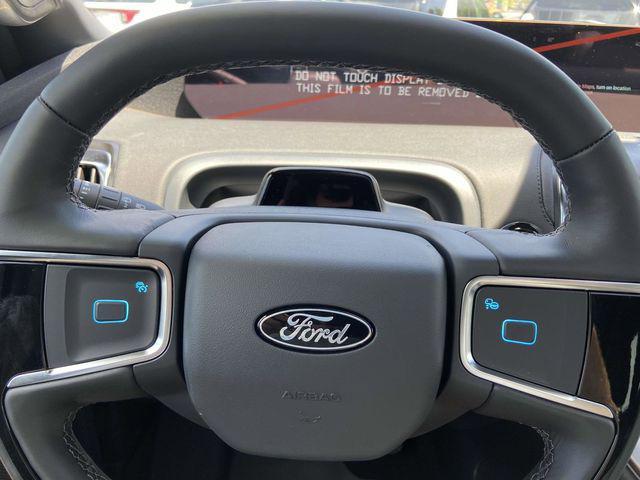 new 2025 Ford Expedition car, priced at $83,025