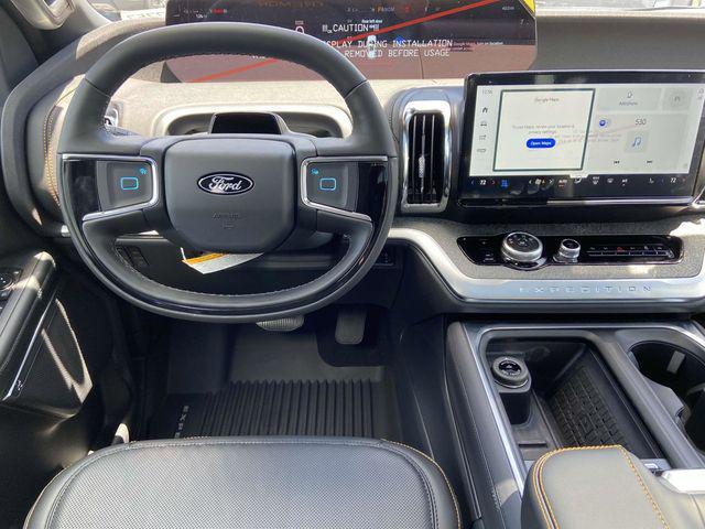 new 2025 Ford Expedition car, priced at $83,025