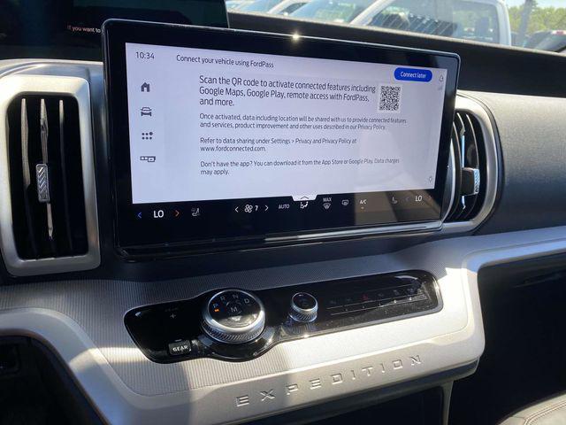 new 2025 Ford Expedition car, priced at $68,705