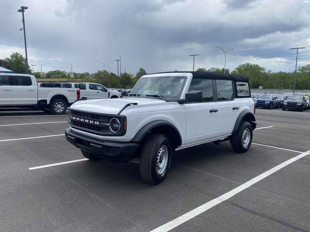 new 2025 Ford Bronco car, priced at $37,674
