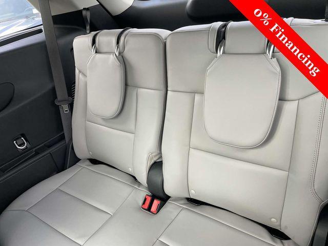 new 2025 Ford Explorer car, priced at $40,727