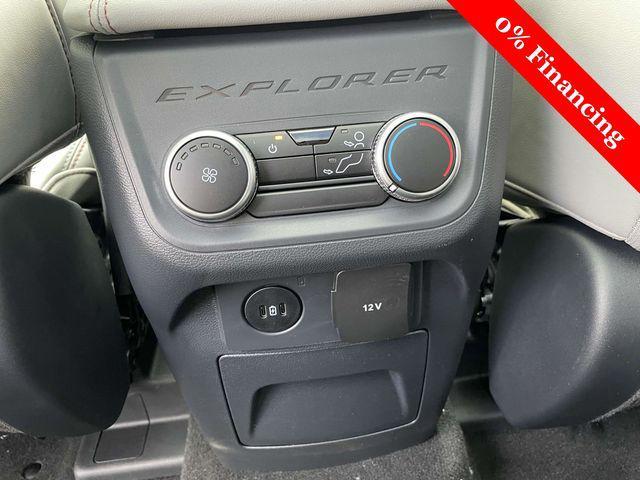 new 2025 Ford Explorer car, priced at $40,727