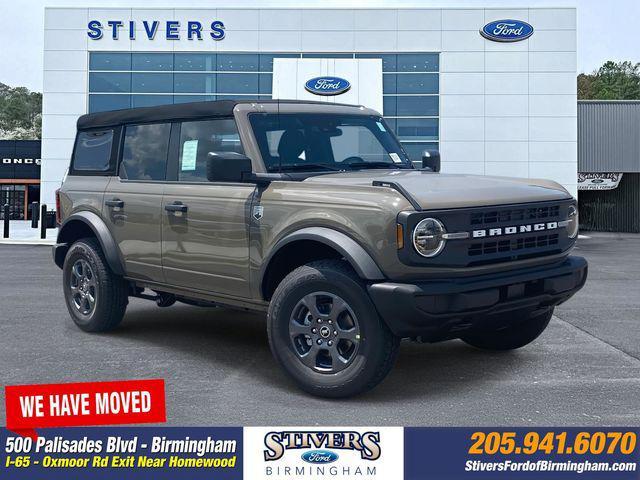 new 2025 Ford Bronco car, priced at $40,323