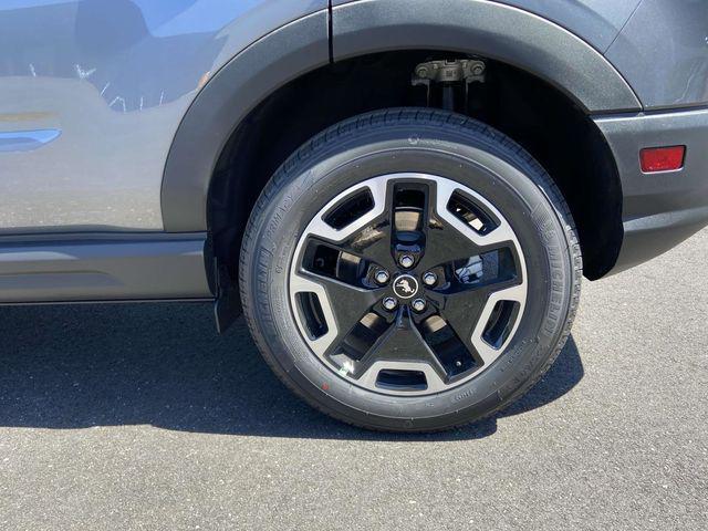 new 2024 Ford Bronco Sport car, priced at $32,062