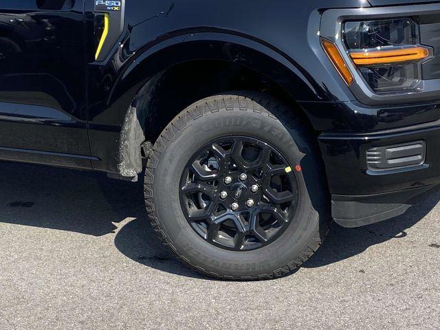 new 2025 Ford F-150 car, priced at $45,712