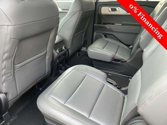 new 2025 Ford Explorer car, priced at $38,333