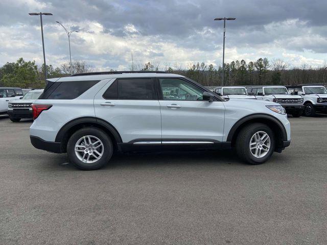 new 2025 Ford Explorer car, priced at $37,801