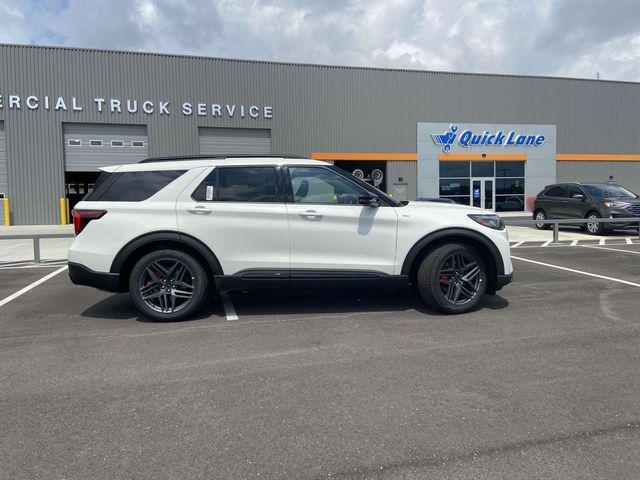 new 2025 Ford Explorer car, priced at $46,442