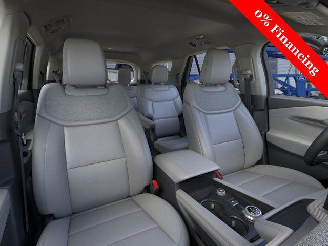 new 2025 Ford Explorer car, priced at $39,812