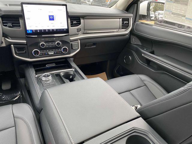 new 2024 Ford Expedition car, priced at $58,850