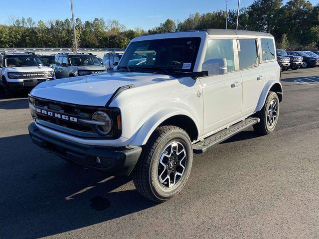 new 2024 Ford Bronco car, priced at $51,593