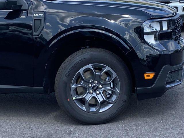 new 2025 Ford Maverick car, priced at $29,979
