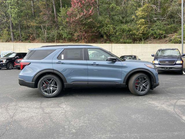 new 2025 Ford Explorer car, priced at $46,166