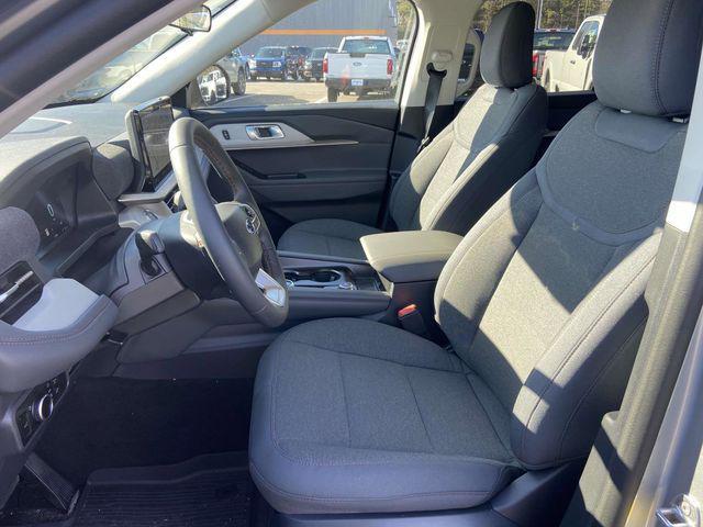 new 2025 Ford Explorer car, priced at $37,485