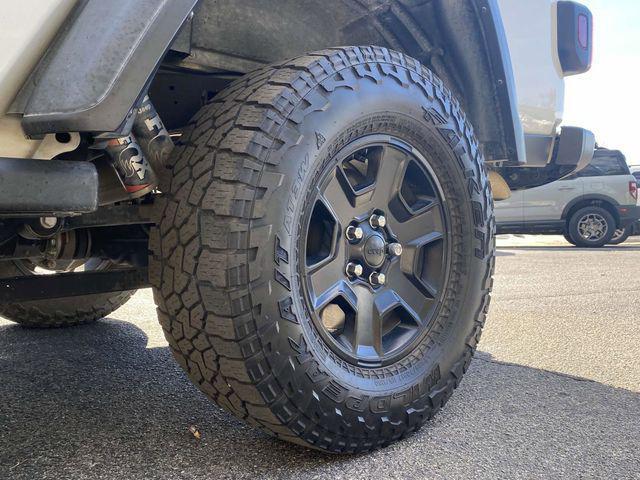 used 2023 Jeep Gladiator car, priced at $35,604