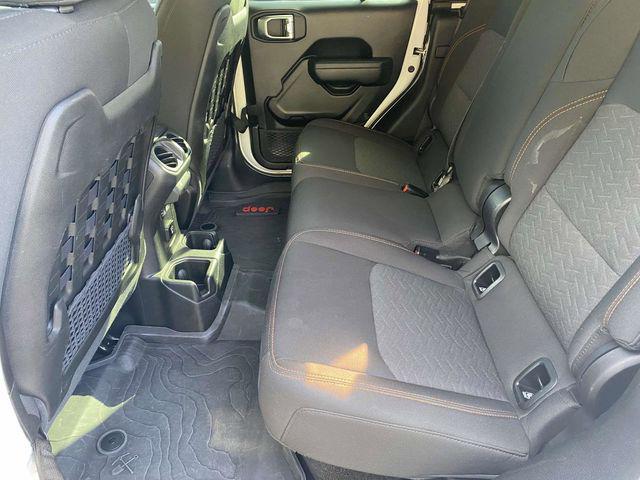 used 2023 Jeep Gladiator car, priced at $35,604