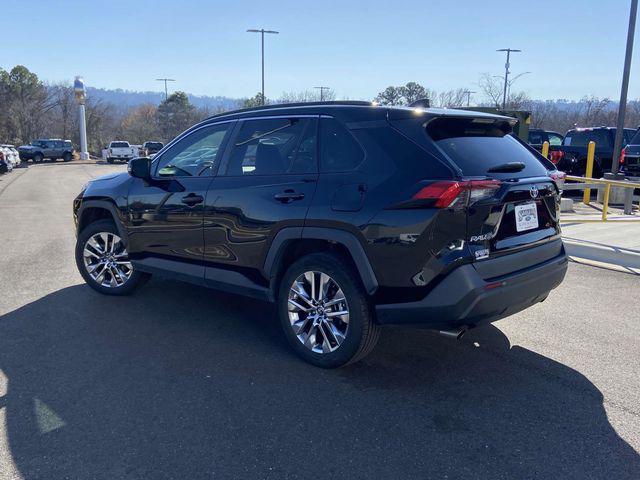 used 2020 Toyota RAV4 car, priced at $23,571