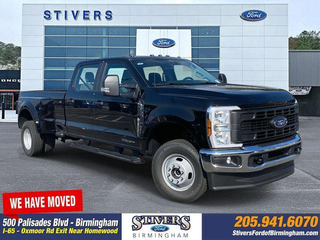 new 2025 Ford F-350 car, priced at $69,065