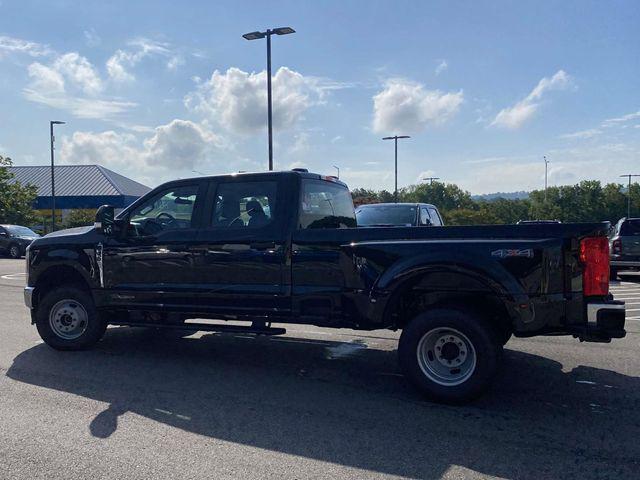 new 2025 Ford F-350 car, priced at $69,065