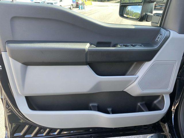 new 2025 Ford F-350 car, priced at $69,065