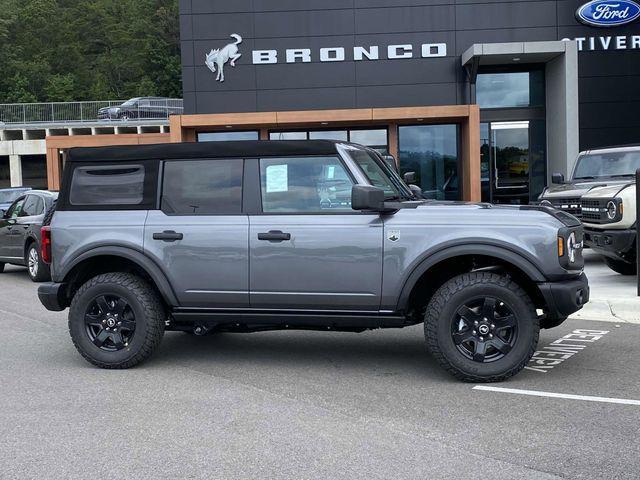 new 2025 Ford Bronco car, priced at $44,371