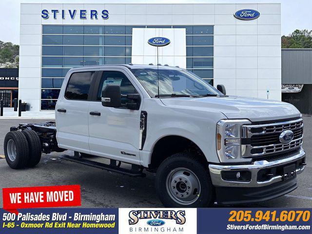 new 2025 Ford F-350 car, priced at $68,475