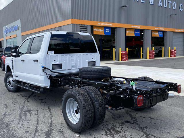 new 2025 Ford F-350 car, priced at $68,475