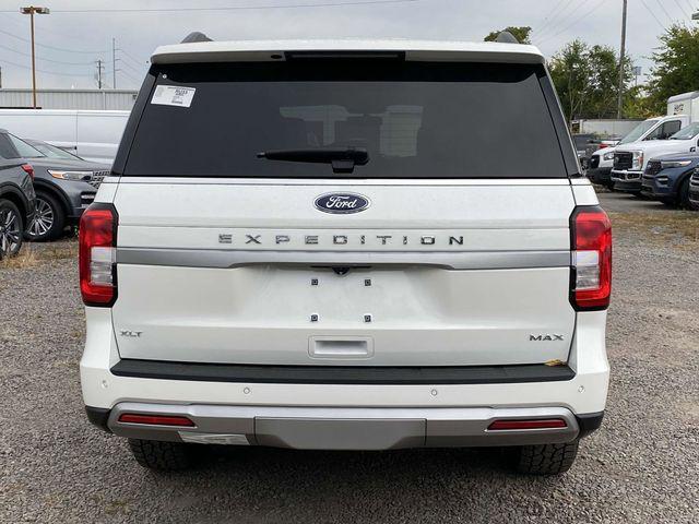 new 2024 Ford Expedition car, priced at $60,279