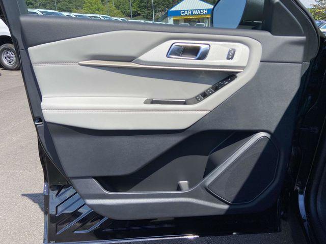 new 2025 Ford Explorer car, priced at $39,620