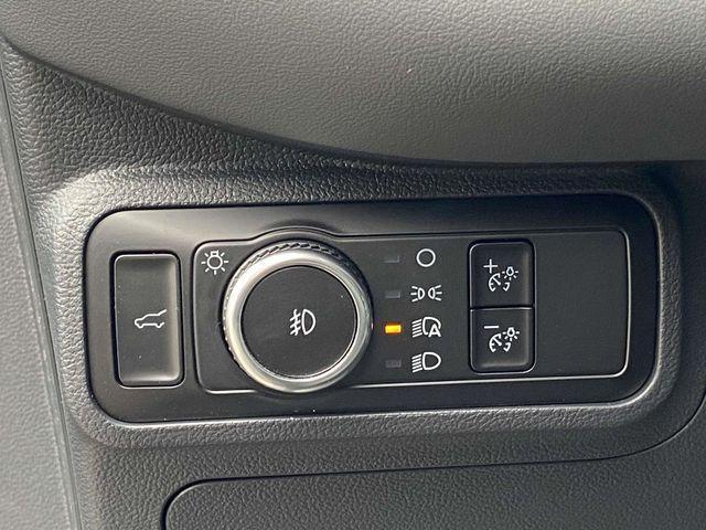 new 2025 Ford Explorer car, priced at $41,620