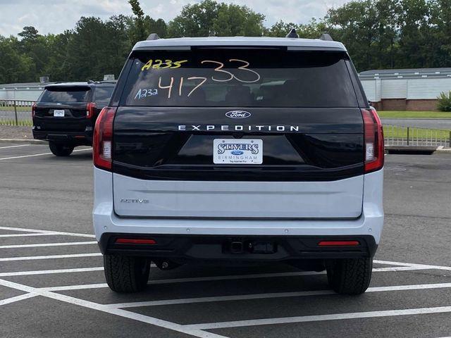 new 2025 Ford Expedition car, priced at $70,210