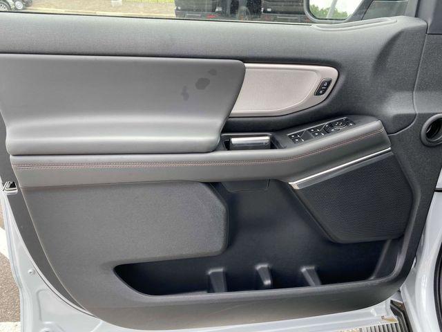 new 2025 Ford Expedition car, priced at $70,210