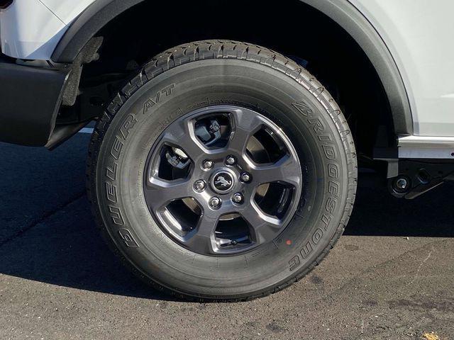 new 2024 Ford Bronco car, priced at $44,297