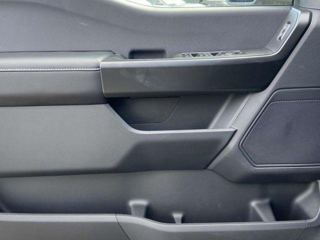 new 2025 Ford F-150 car, priced at $43,424