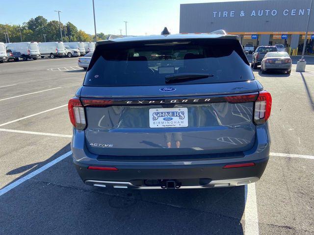 new 2025 Ford Explorer car, priced at $40,763